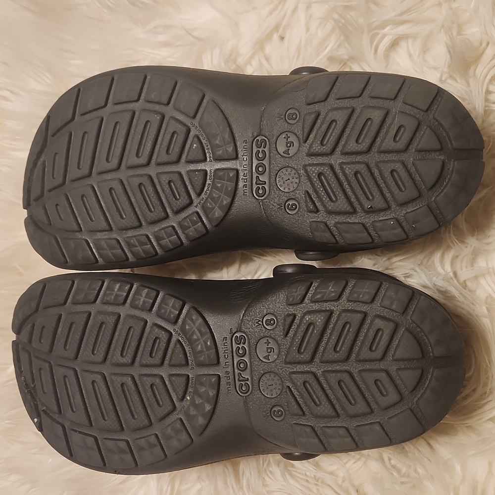 Black Croc Shoes with Charms **EUC** - Picture 2 of 5